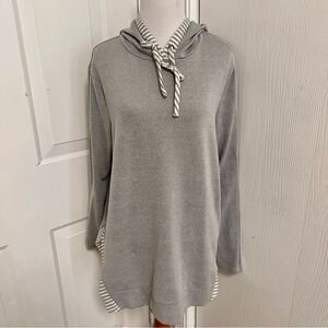 Doe & Rae Hoodie E2*